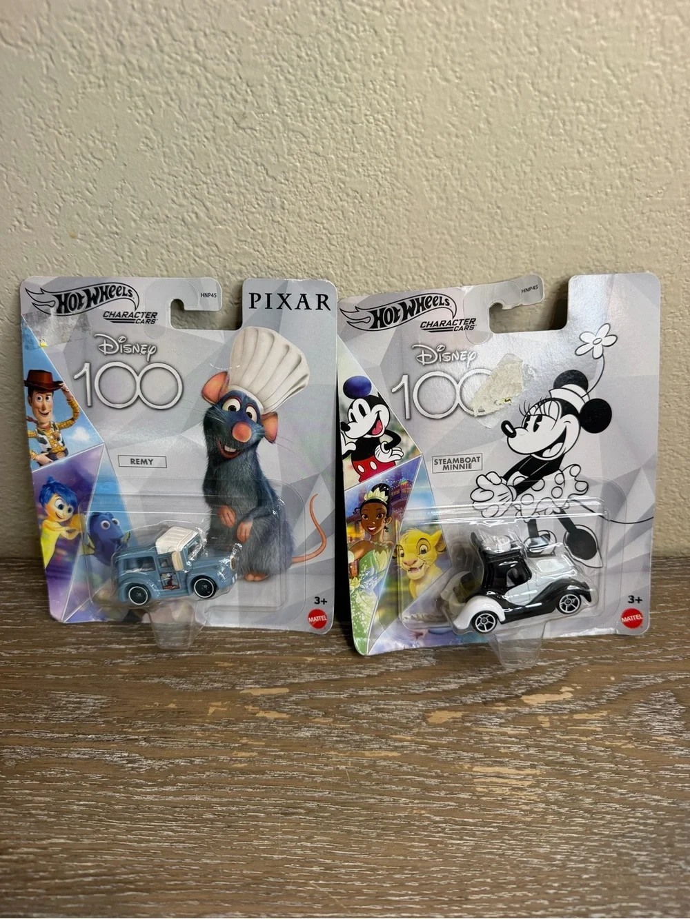 New Hot Wheels Character Cars Disney 100 Steamboat Minnie and Remy